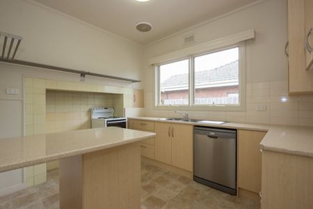 48 Logan Street Hamlyn Heights - Photo 5