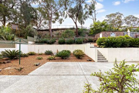 136 Rose Avenue, - Photo 5