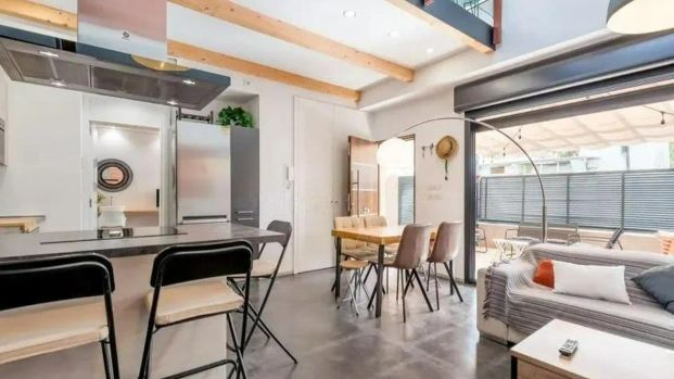 Dúplex de alquiler en Carrer de Jacinto Benavente, 48, Playa Muchavista - Photo 1