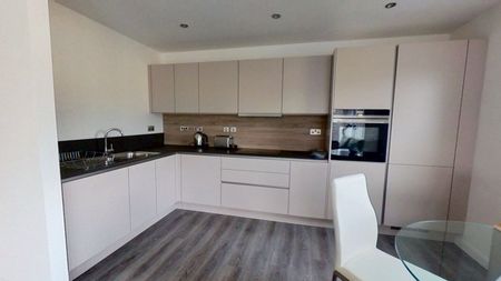 2 bedroom apartment to rent - Photo 4