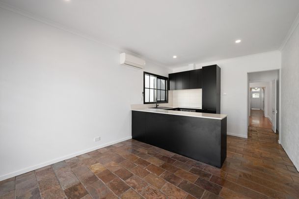 298 Esplanade East, Port Melbourne VIC 3207 - House For Rent | Domain - Photo 1