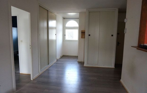 Location Appartement P2 Paron - Photo 1