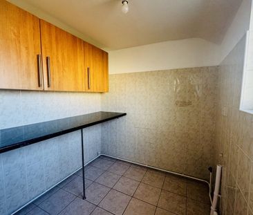 Commercial Road - Photo 5