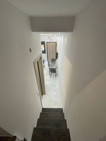 Studio/Γκαρσονιέρα για ενοικίαση Μαρτίου (Βούλγαρη - Ντεπώ - Μαρτίου) - Photo 3