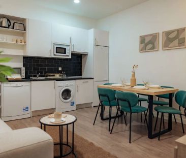 Room for rent in shared apartment in Barcelona - Foto 1