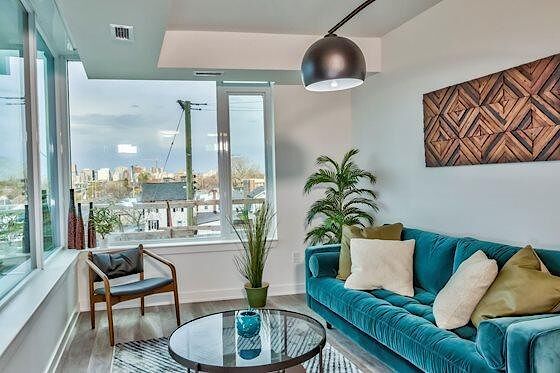 Hintonburg Connection - Photo 1