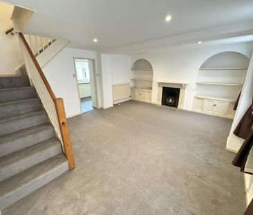 2 bedroom terraced house to rent - Photo 1