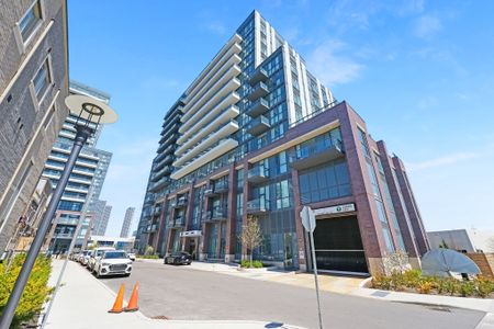 For Lease - 60 Honeycrisp Crescent Unit# 819, Vaughan, Ontario - Photo 3