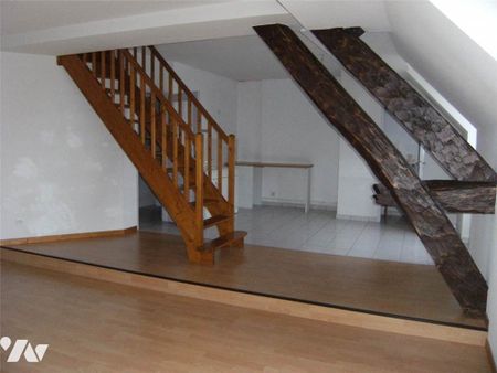 A LOUER APPARTEMENT DE TYPE 3 DUPLEX A DOLE (39100) - Photo 3