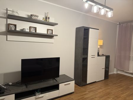 Stare Miasto ustawna kawalerka 44 m2 ,piwnica ! - Photo 5