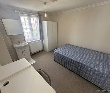 2 bedroom property to rent in Canterbury - Photo 3