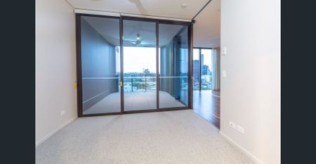 Brand New 3-Bedroom with MPR Apartment in West Village - Photo 4