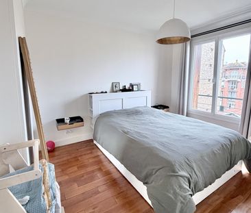 Location Appartement 5 pièces 90m² ENGHIEN LES BAINS 95880 - Photo 4