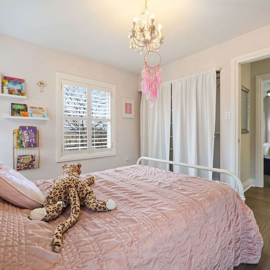 For Lease - 3076 Lake Shore Boulevard Unit# 1, Toronto, Ontario - Photo 1