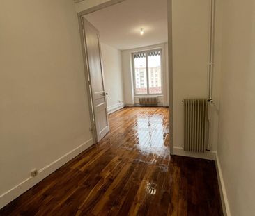 Location Appartement 2 pièces 40m² VILLEURBANNE 69100 - Photo 6