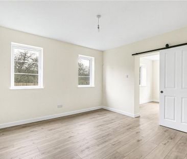 4 bedroom detached house to rent - Photo 5