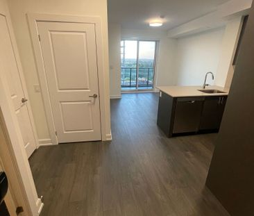 For Lease - 3220 William Coltson Avenue Unit# 1407, Oakville, Ontario - Photo 3