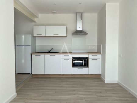 Location Appartement 2 pièces 35m² - Photo 4