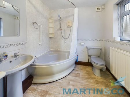 2 bedroom terraced house to rent - Photo 5