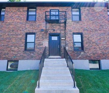 For Lease - 92 Twelfth Street Unit# 5, Toronto, Ontario - Photo 5