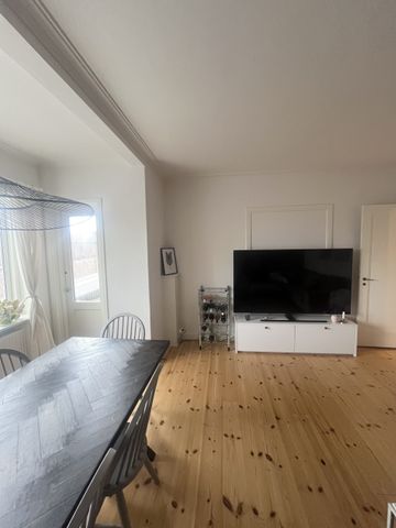 Fantastisk 3-værelses med altan - Photo 2