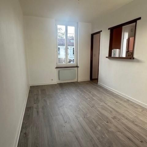 Location Appartement 3 pièces 50m² VAULX EN VELIN 69120 - Photo 1