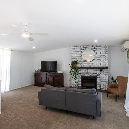 Charming Home in Cowes - Photo 5