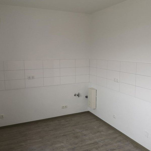 Gemütliche 3-Zimmer-Wohnung mit Balkon sucht kleine Familie! - Foto 1