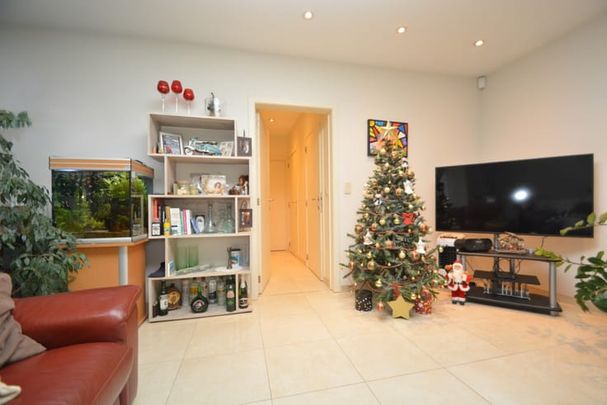 Appartement te huur - Photo 1