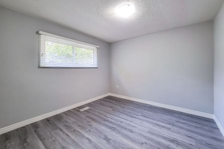 For Lease - 154 West 31st Street Unit# Main, Hamilton, Ontario - Photo 4
