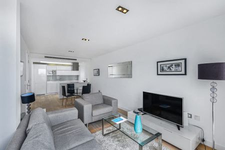 Courtyard Apartments, Avantgarde Place, E1 - Photo 2