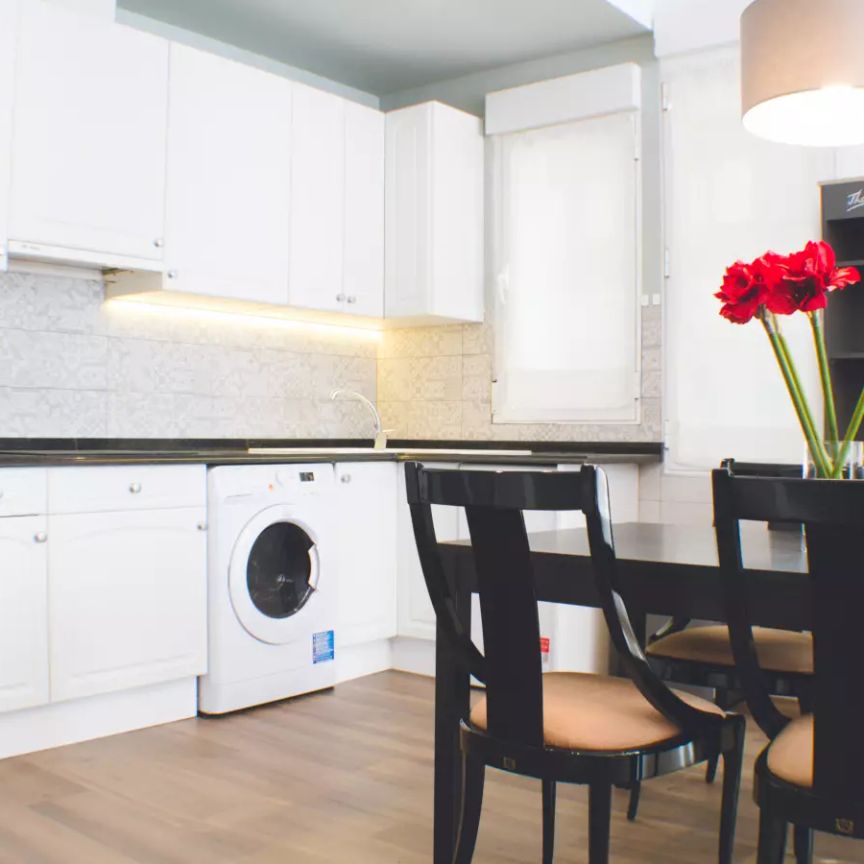 2-bedroom apartment for rent in Atocha Madrid - Foto 1