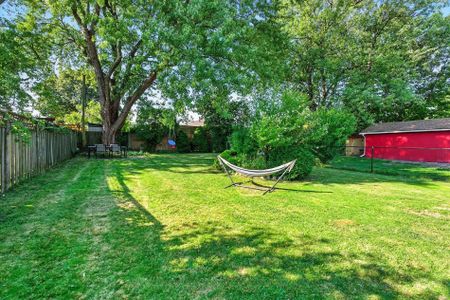 For Lease - 940 Brucedale Avenue, Hamilton, Ontario - Photo 4