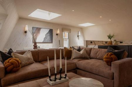 2 bedroom flat to rent - Photo 2