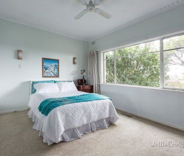 22 Taurus Street, Balwyn North - Photo 6