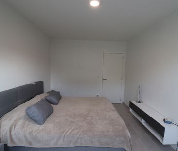 BEN-woning met 3 slaapkamers, terras met tuin, tuinberging en autos... - Photo 6