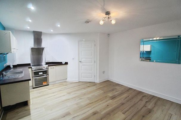 2 bedroom apartment to rent - Photo 1