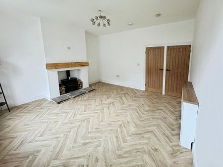2 bedroom terraced house to rent - Photo 2