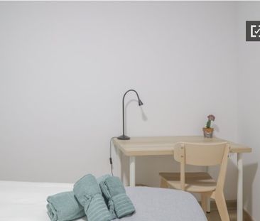 madrid, Community of Madrid 28008 - Photo 5