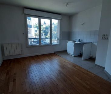 location Appartement T2 DE 36.1m² À ARGENTEUIL - Photo 2