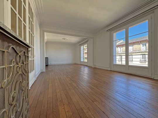 Hyper centre appartement t5 avec ascenseur - Photo 1