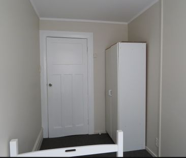 PETONE LIVING - Photo 4