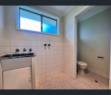 2/26 Elm Street, Tamworth, NSW 2340 - Photo 5