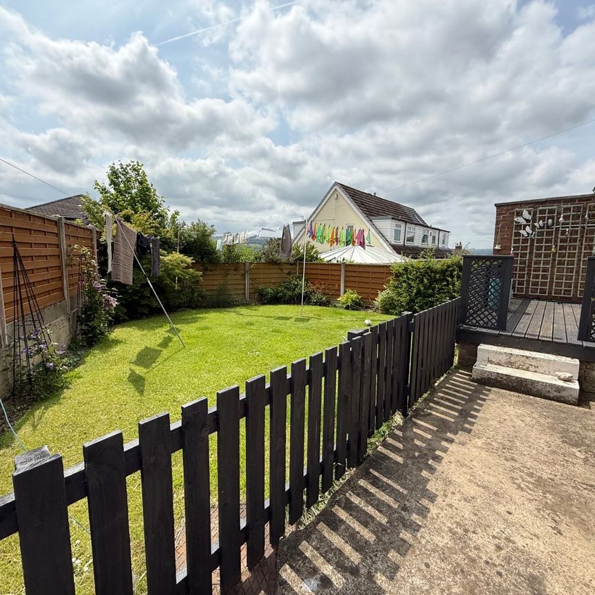 2 bedroom semi-detached bungalow to rent - Photo 1