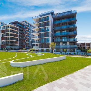 Luxury two bedroom apartments with city and ocean views ! - Photo 3