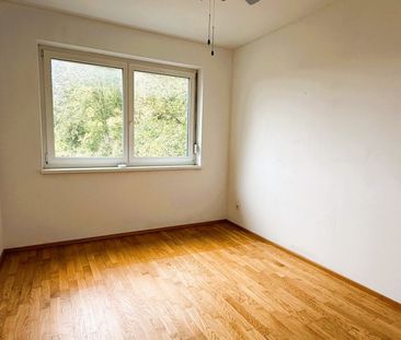 Graz im Blick: 2-Zimmer-Wohnung mit großzügigem Balkon - Photo 4