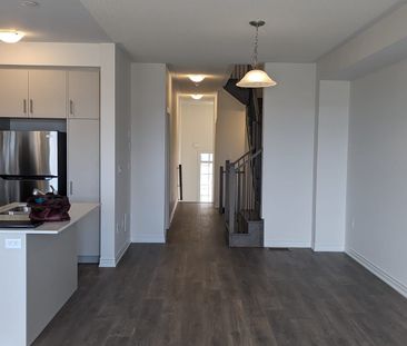 For Lease - 85 Greer Street, Barrie, Ontario - Photo 1