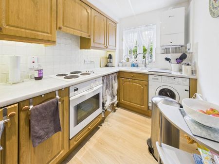 2 bedroom apartment to rent - Photo 4