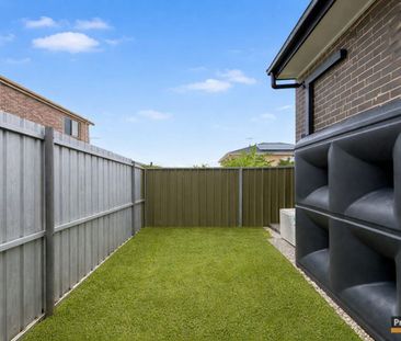 Modern 2-Bedroom Granny Flat in Prime Condell Park Location - Photo 5