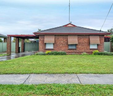 130 Learmonth Road, Wendouree - Photo 3